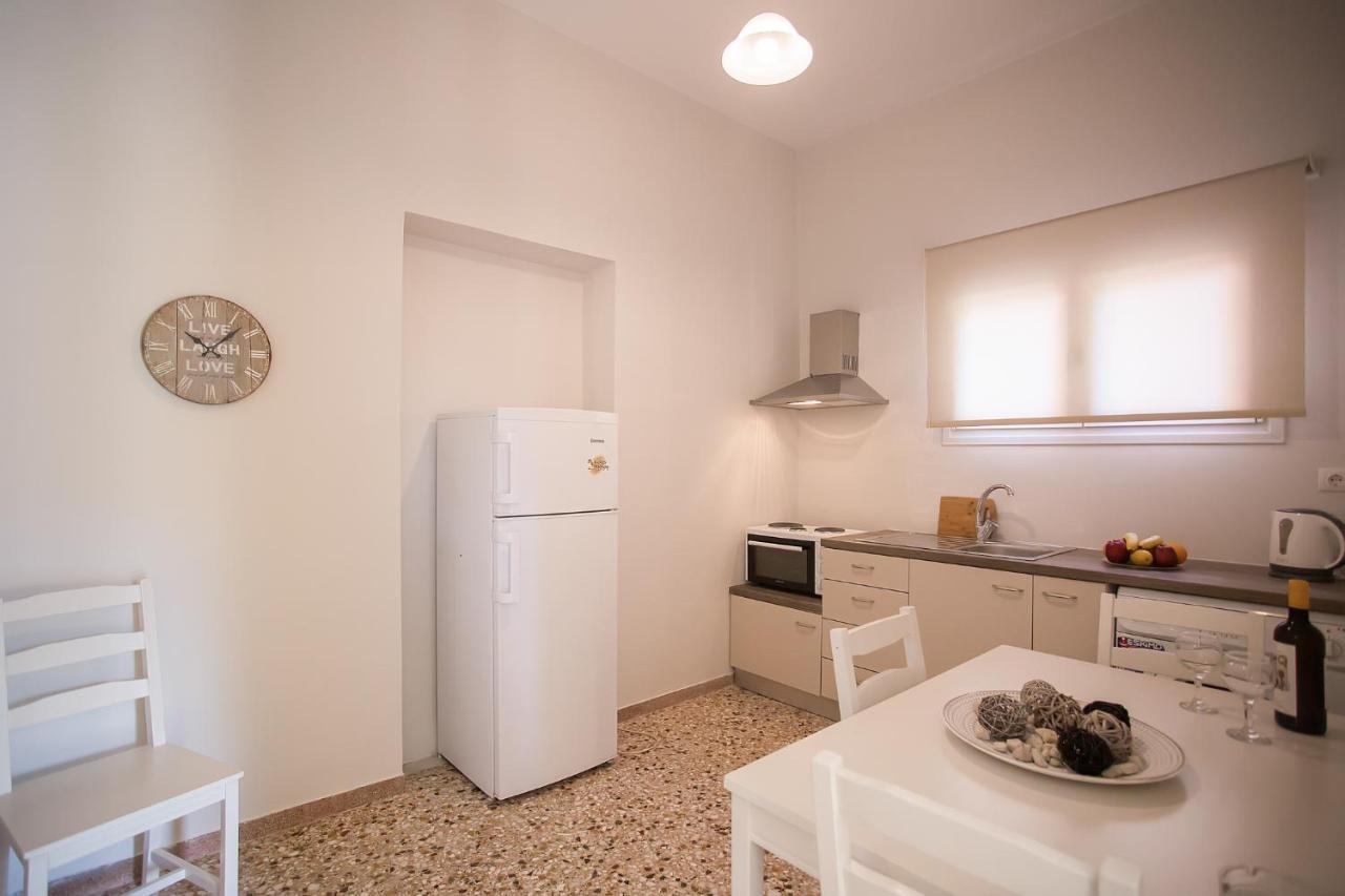 Fotini'S House Apartment Ipsos Exterior photo